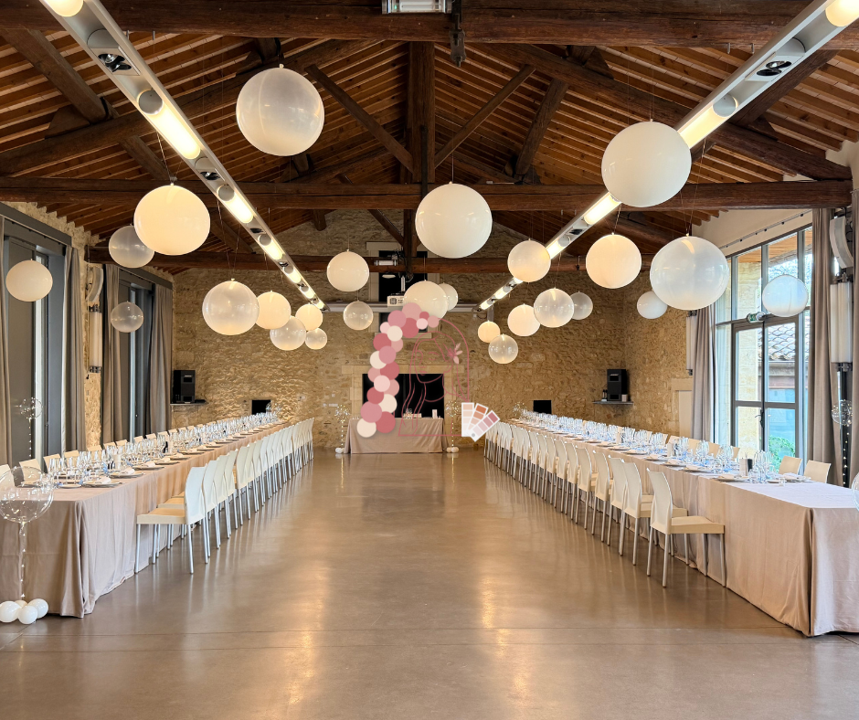 Décoration de mariage chic et épurée dans l’Hérault