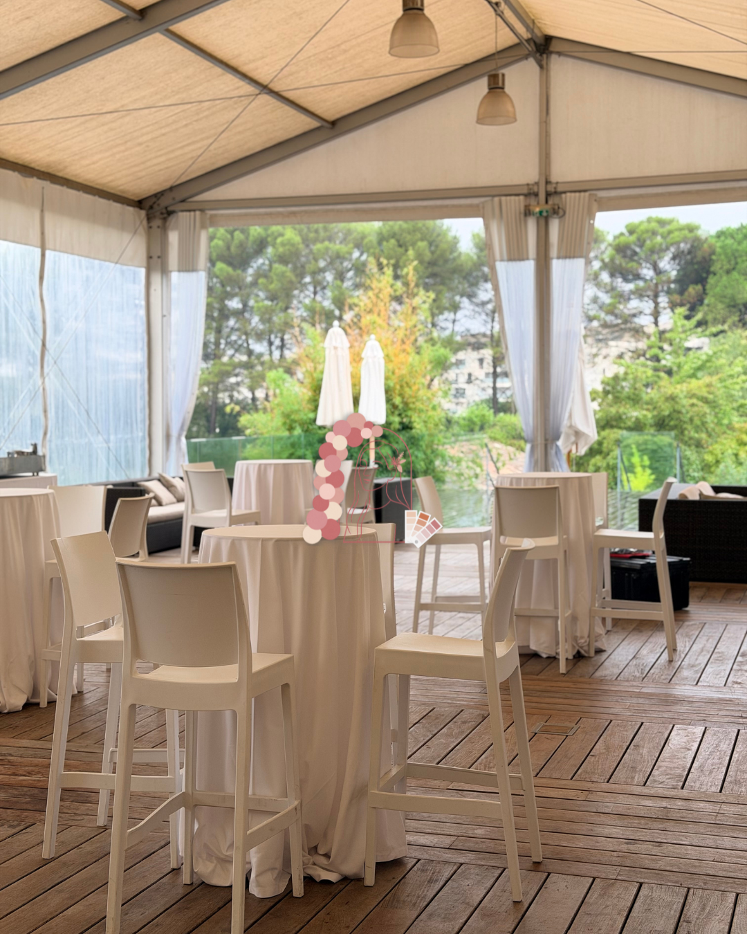 Décoration de mariage épurée et élégante dans l’Hérault
